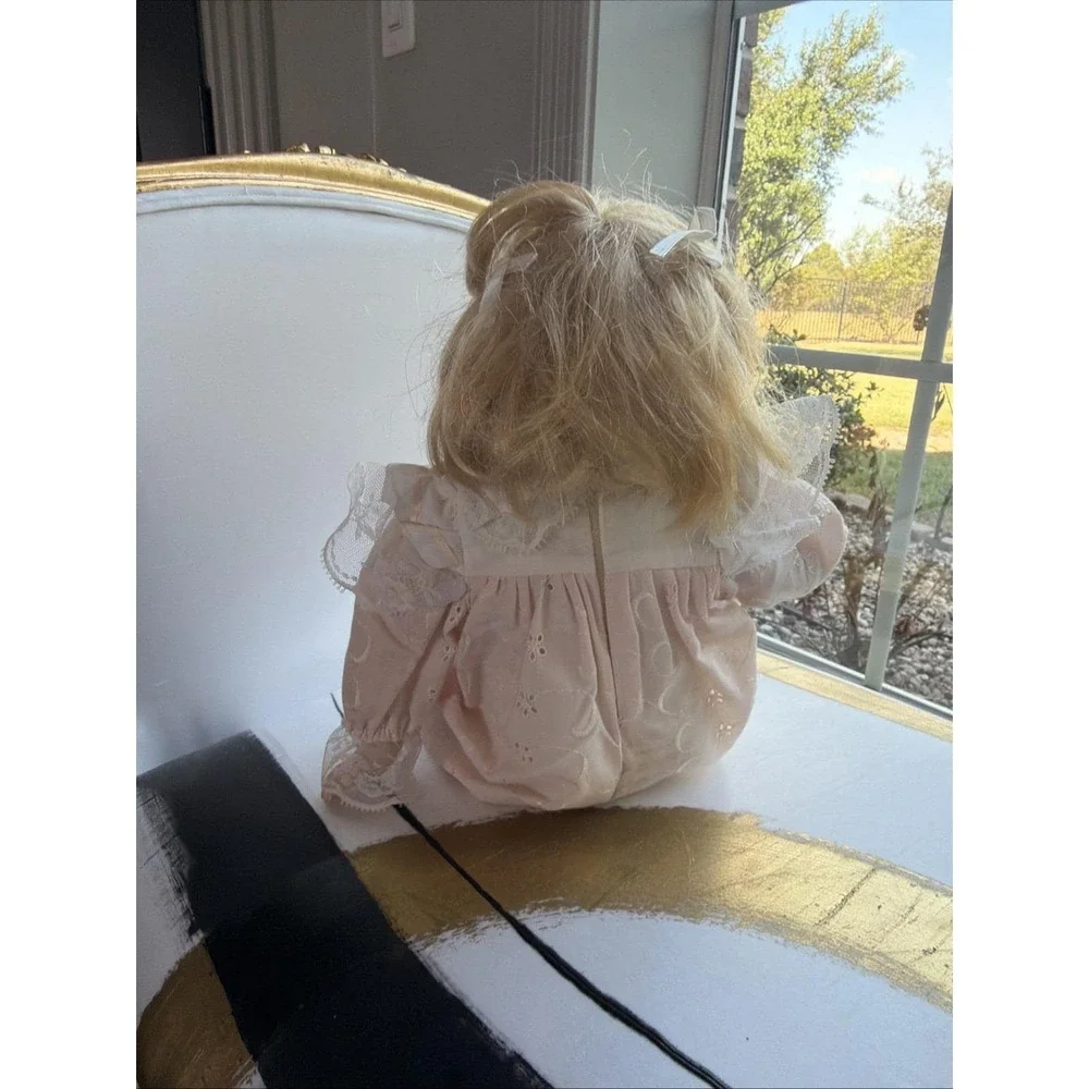 Brinns Porcelain Pouty Crying Knee Boo Boo Priscilla Doll VTG 1996 Miss 1 Sock